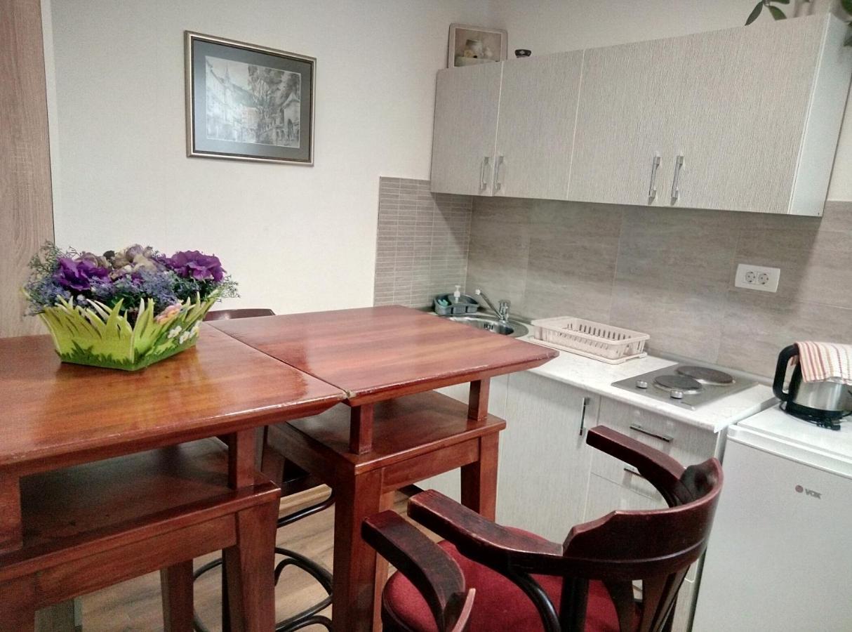 Sweet Dreams Studio Apartment Сараево Екстериор снимка