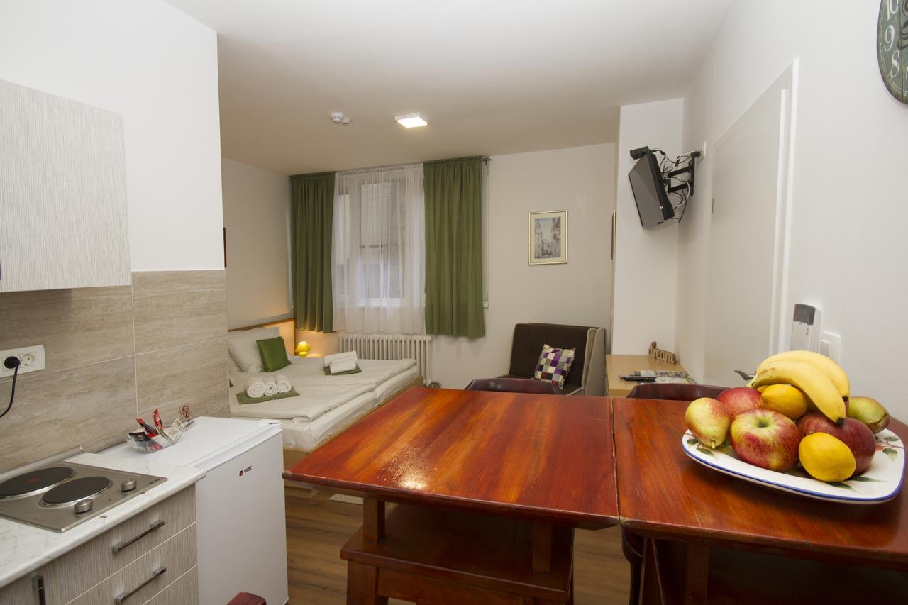 Sweet Dreams Studio Apartment Сараево Екстериор снимка
