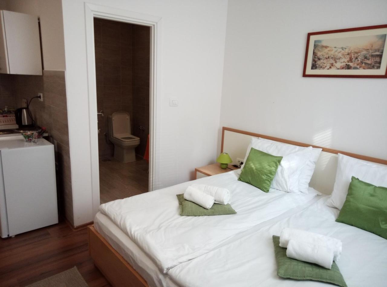 Sweet Dreams Studio Apartment Сараево Екстериор снимка