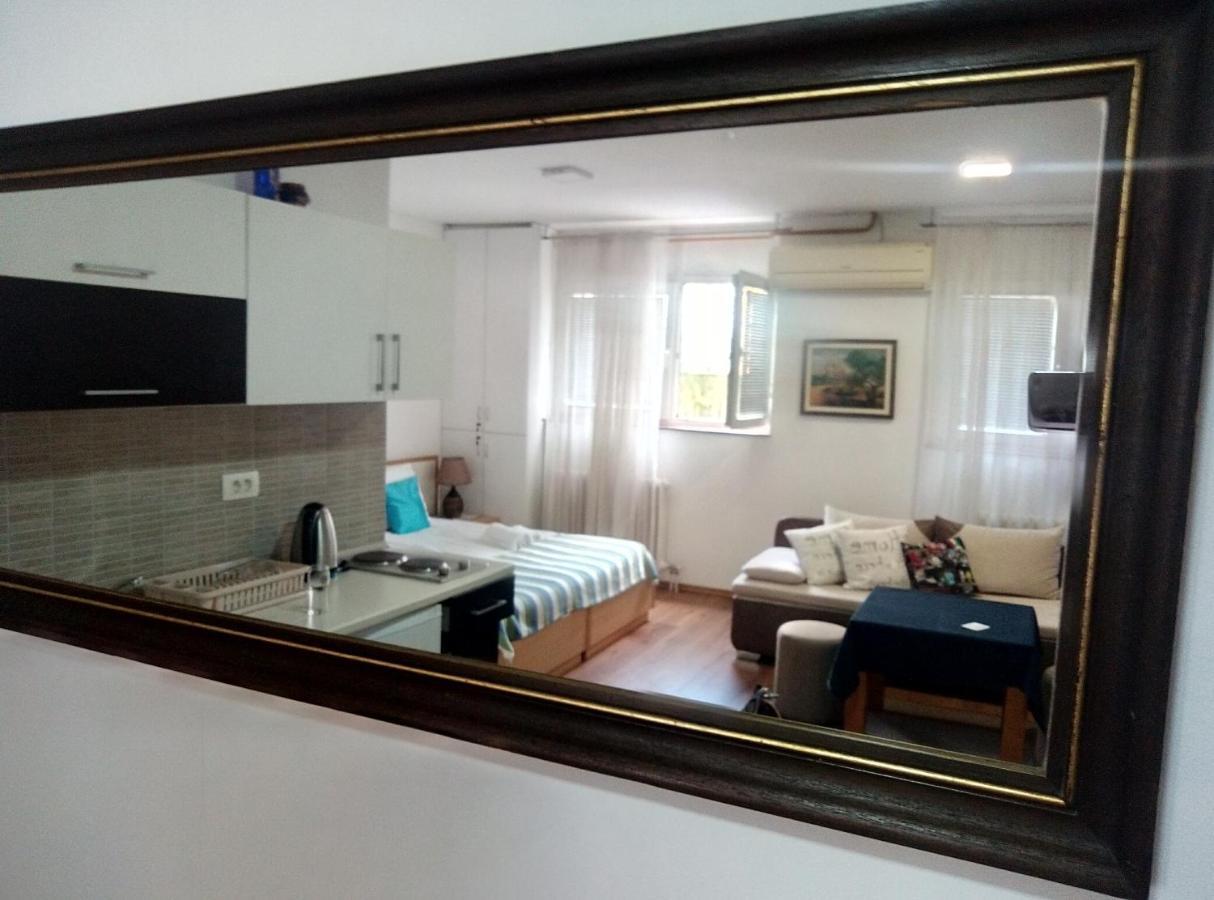 Sweet Dreams Studio Apartment Сараево Екстериор снимка